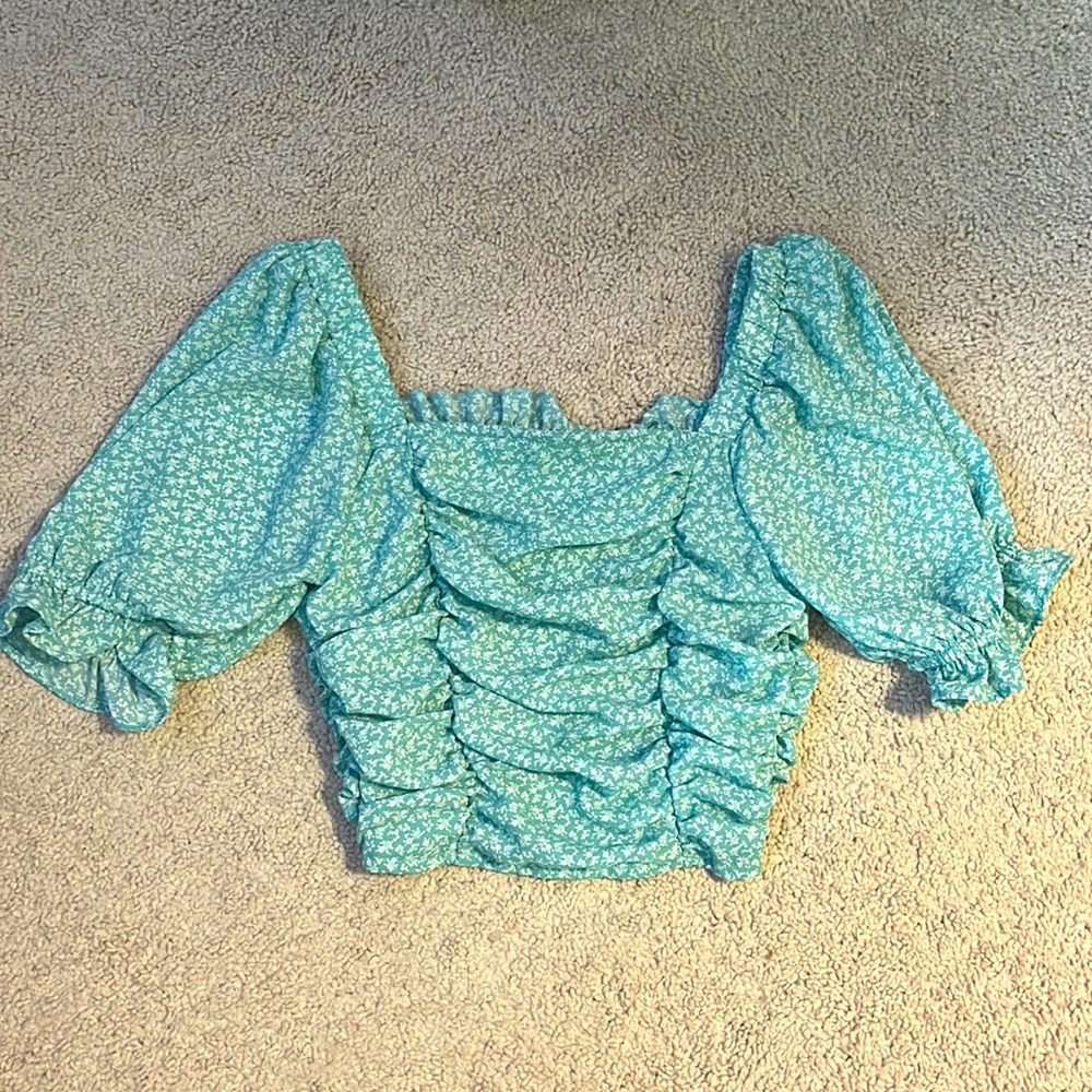 Great condition- never worn before